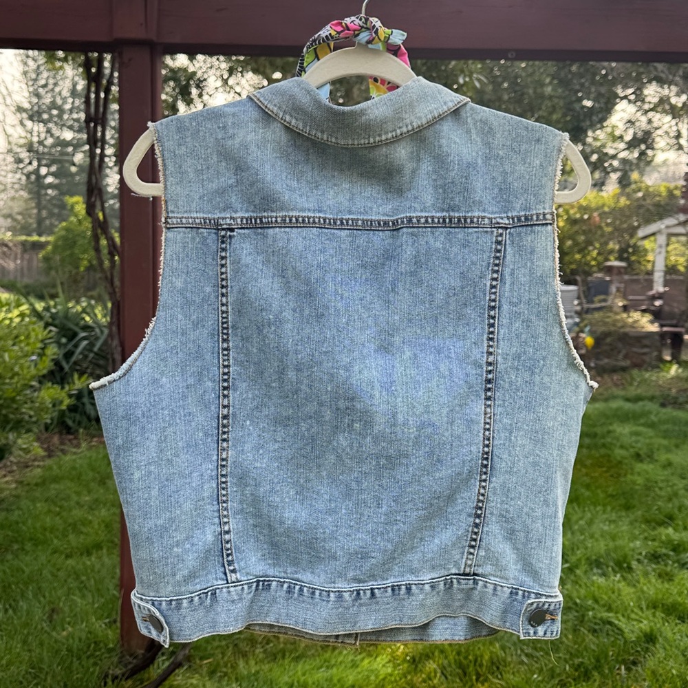 🩷 A.N.A. - ADORABLE Lt. Wash Crop Denim Vest! 99% Cotton + 1% Spandex; Sz. XL - Picture 8 of 10
